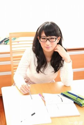 (ฮิคารุ สึกิมูระ)ครูสอนพิเศษโป๊คอยล้อเล่นนักเรียน (55P)